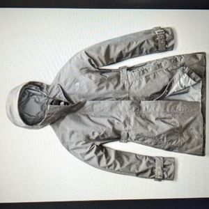 The North Face Women's City Breeze Rain Trench, medium heather gray, size medium